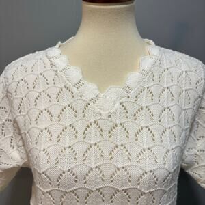 White Scalloped Crochet Short Sleeve Top V-Neck Boho Cottagecore Sweater, Size L